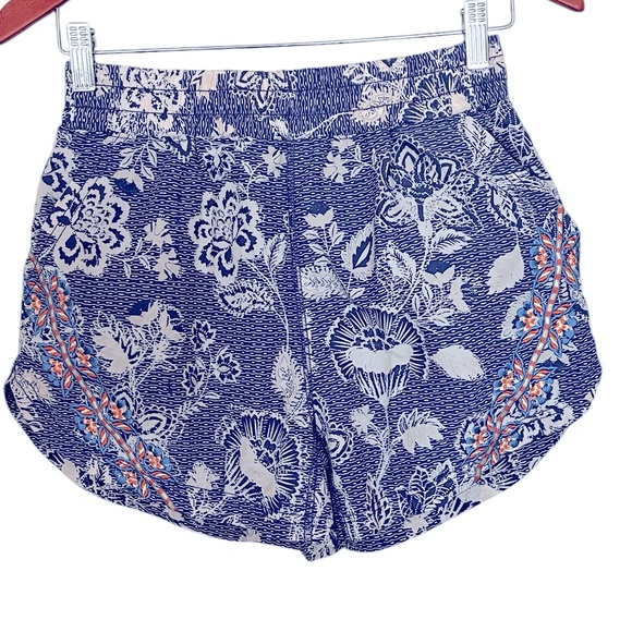 FP Movement by Free People Blue Floral Athletic Shorts - Picture 3 of 10